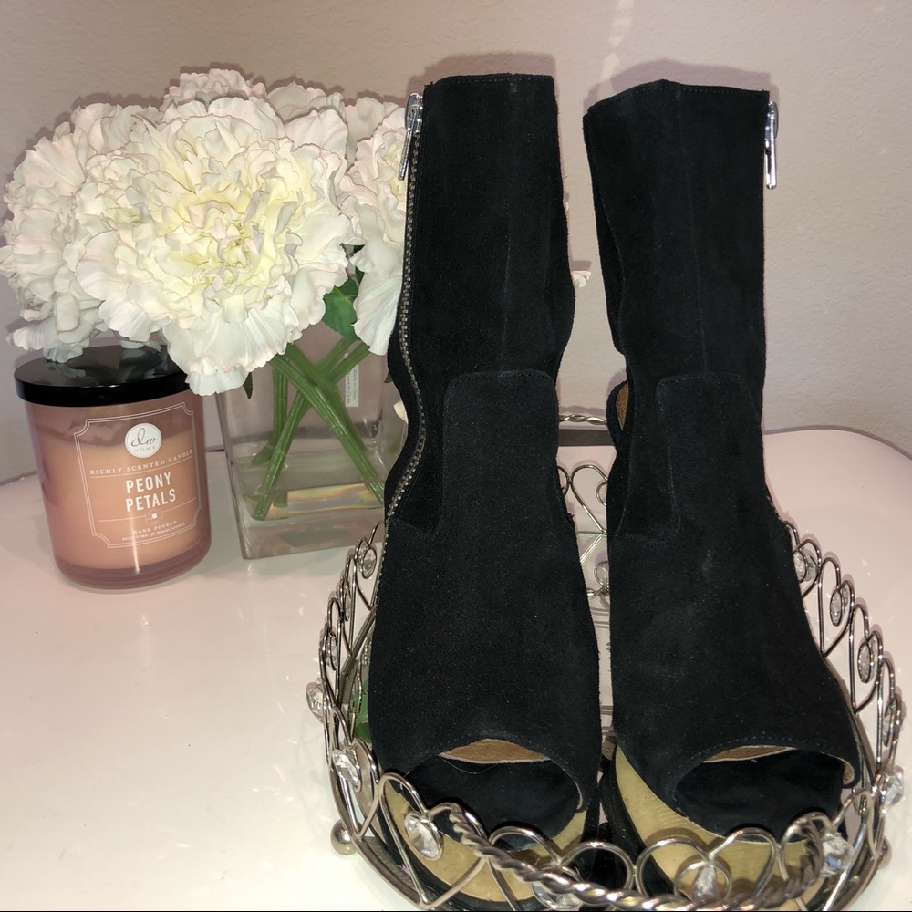 LF stores brand : Mia Limited Edition booties